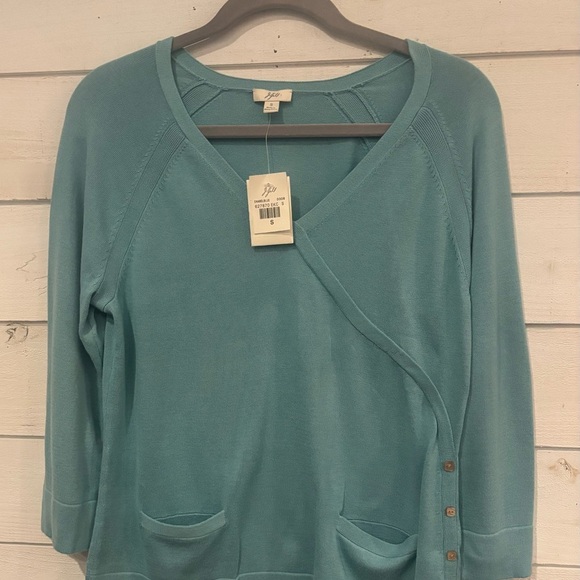 J. Jill NWT Enamel Blue top with Button Details in size small 100% cotton - Picture 12 of 15
